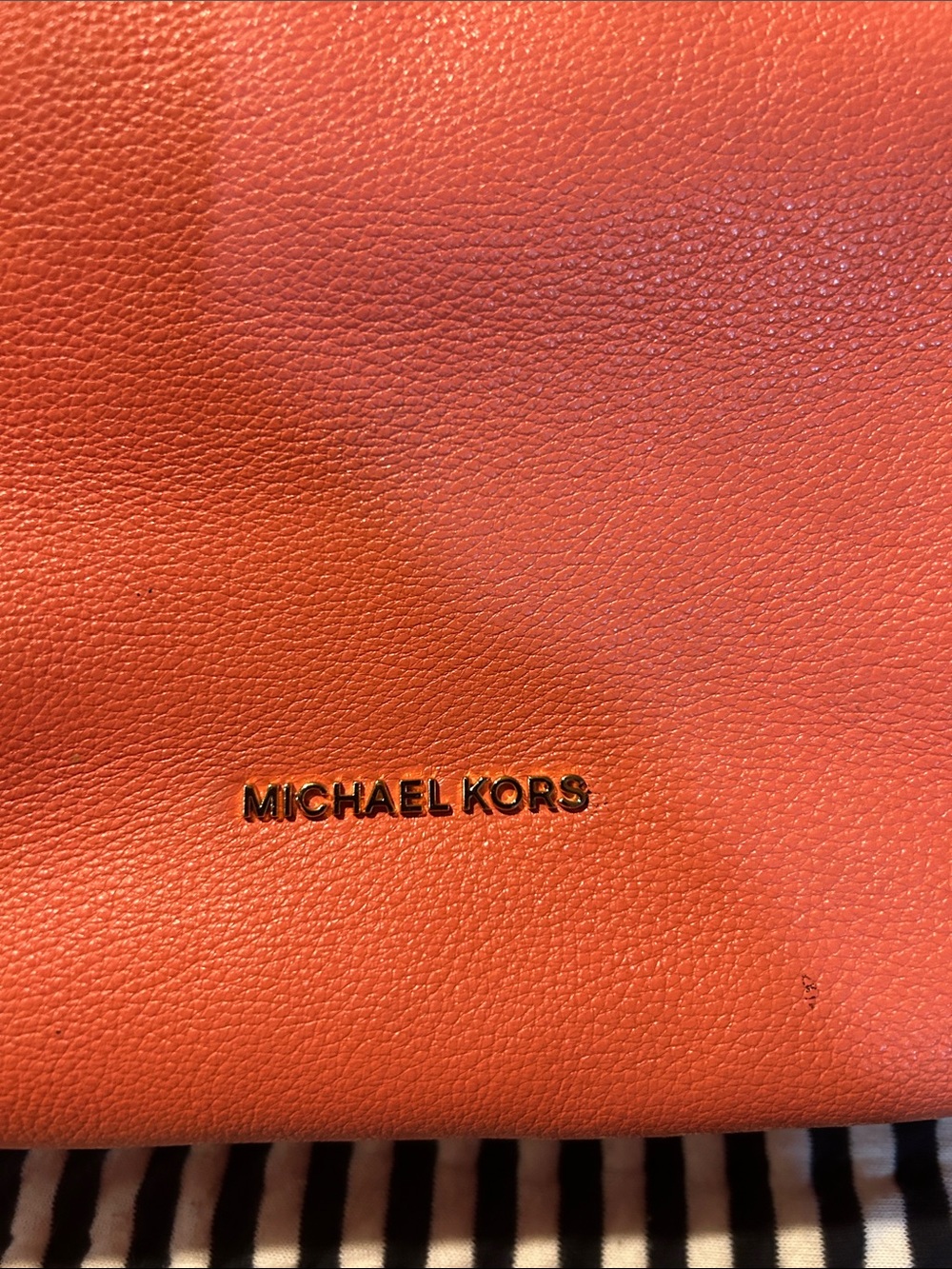 Michael Kors Coral-Peach Leather Shoulder Bag - Picture 6 of 13
